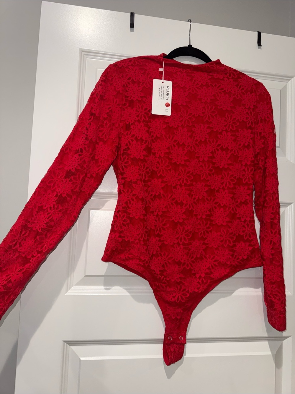 ReoRia Red Lace Long-Sleeve Bodysuit
